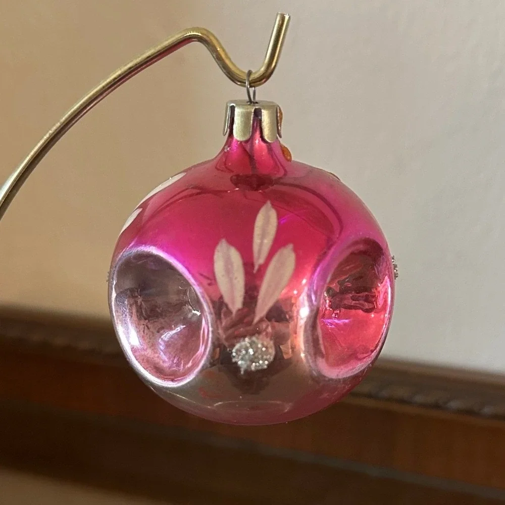 Vtg USSR Pink Mercury Glass Christmas Ornament Quadruple‎ Indent 2'' GLOWS